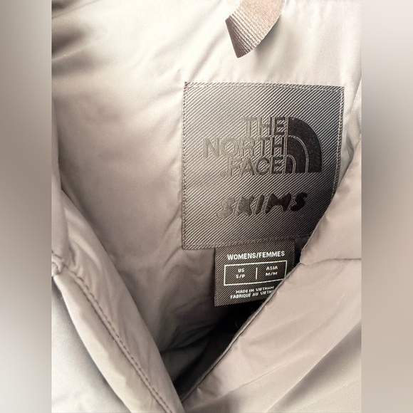 Skims x TNF Brown Phoenix Nuptse Wrap Down Parka Coat - Picture 2 of 5